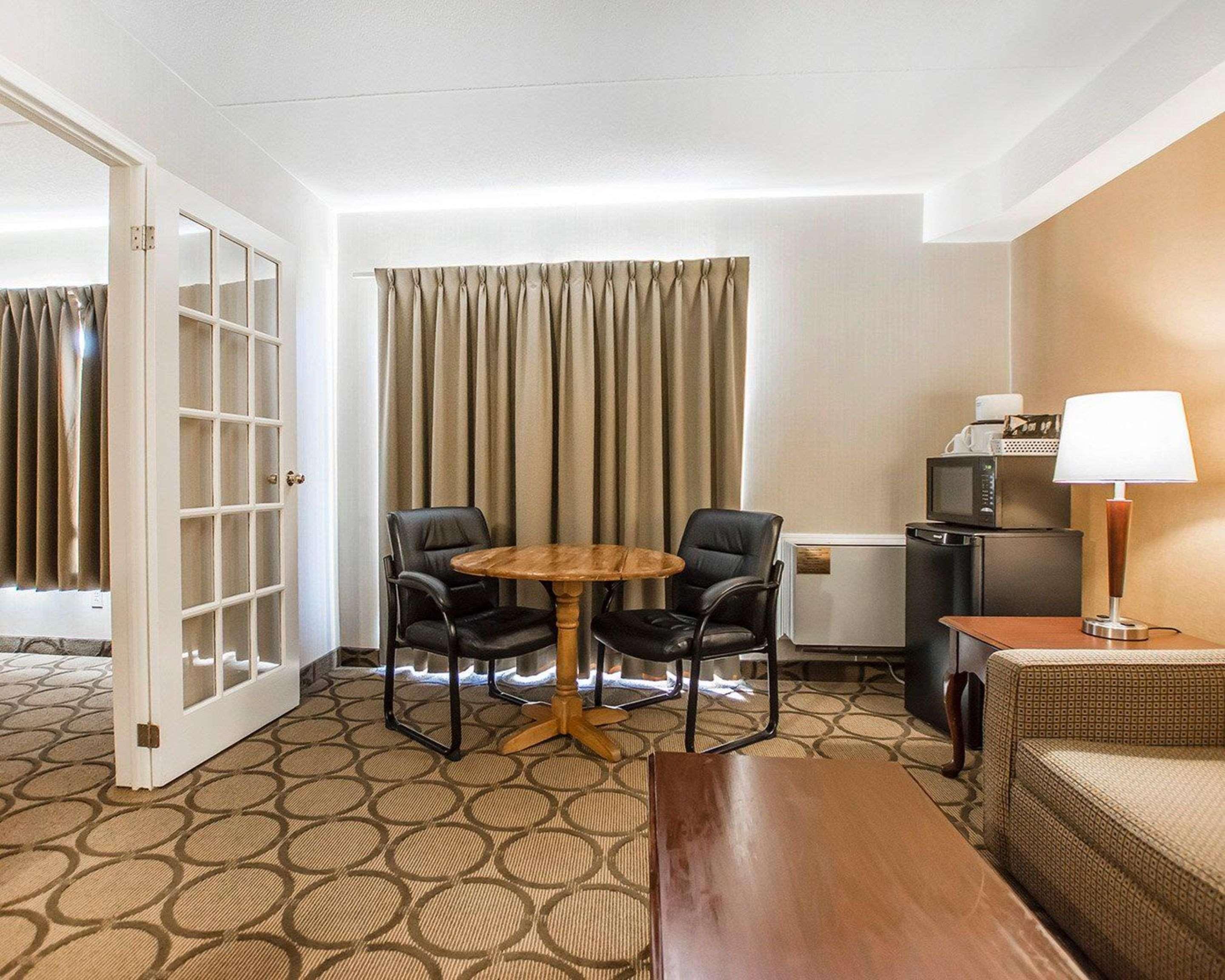 Comfort Inn Truro Bagian luar foto