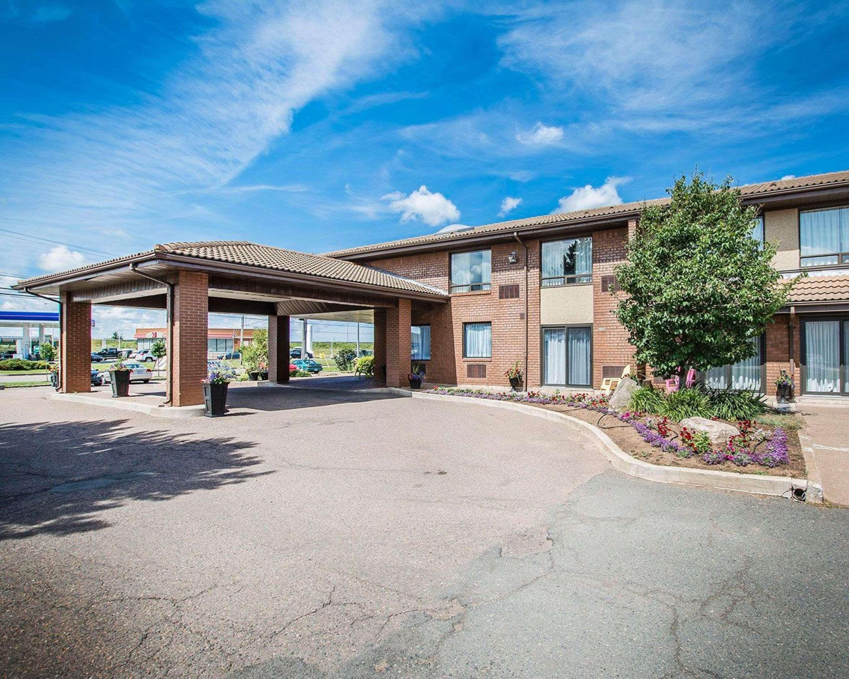 Comfort Inn Truro Bagian luar foto