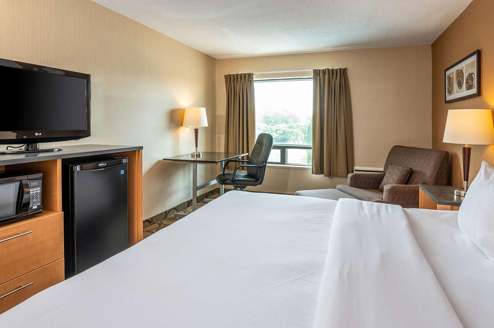 Comfort Inn Truro Bagian luar foto