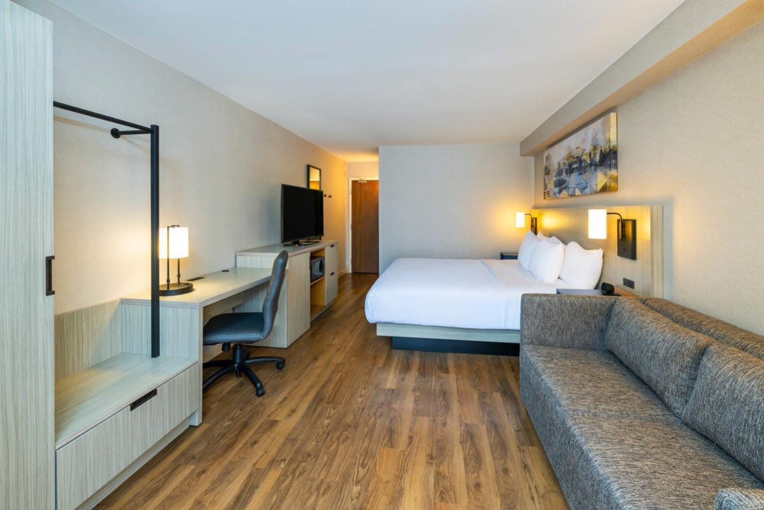 Comfort Inn Truro Bagian luar foto