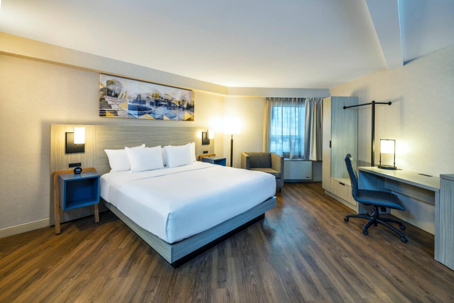Comfort Inn Truro Bagian luar foto