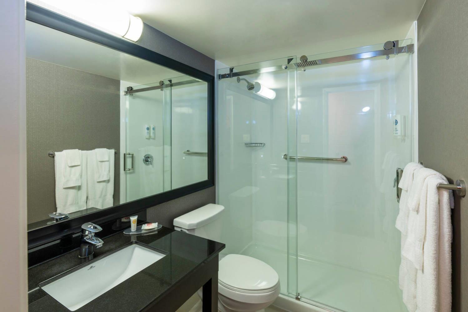 Comfort Inn Truro Bagian luar foto